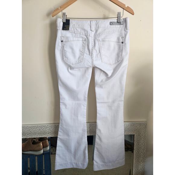 Express Stella Flare Jeans – White – NWT – Size 4 - Picture 2 of 9